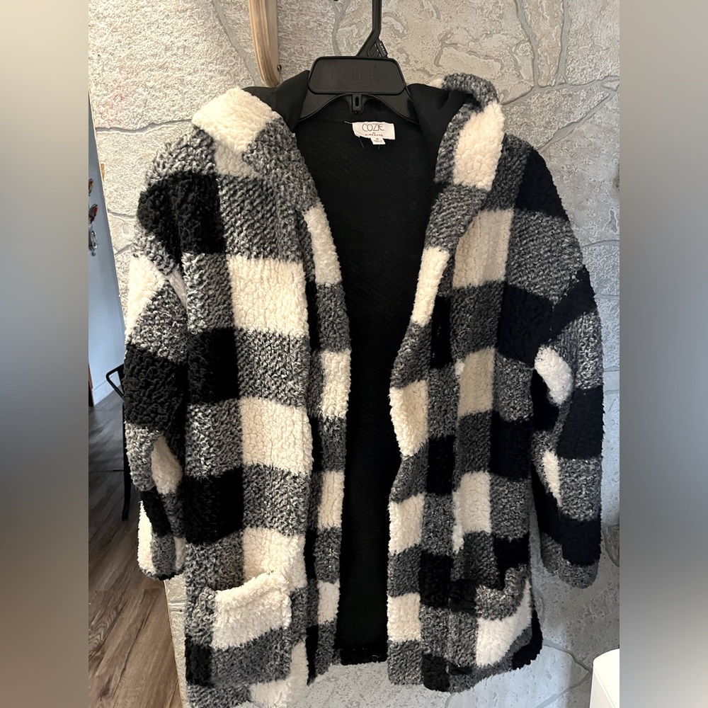 Cozy Fleece Sweater!! Brand New!! No Tags!
